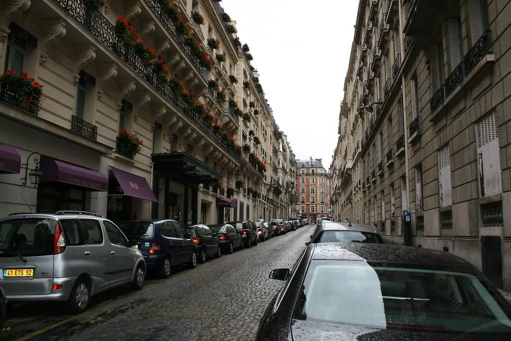 Apartment Place Victor Hugo